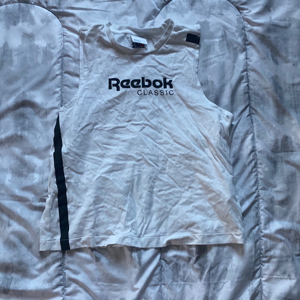 white reebok workout tank, women’s small